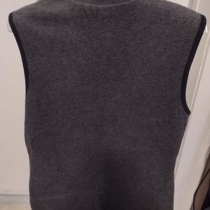 Old Navy fleece Vest
